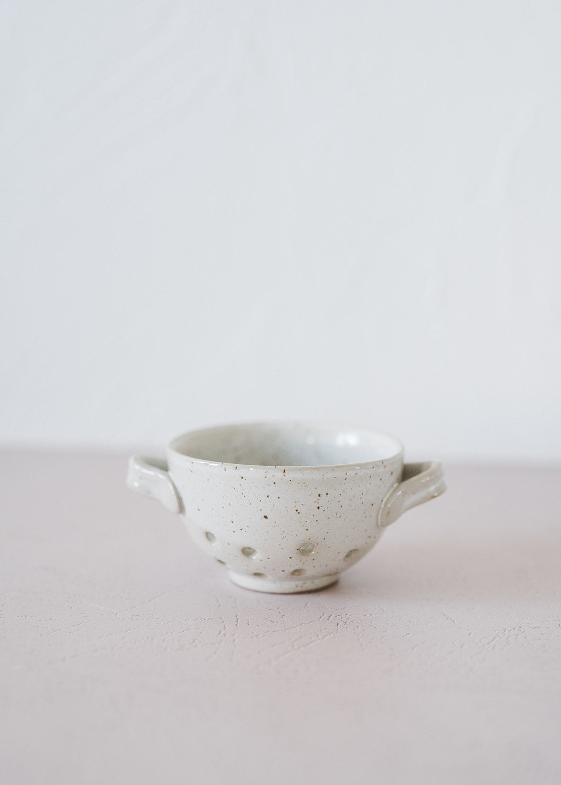 Stoneware White Berry Bowl
