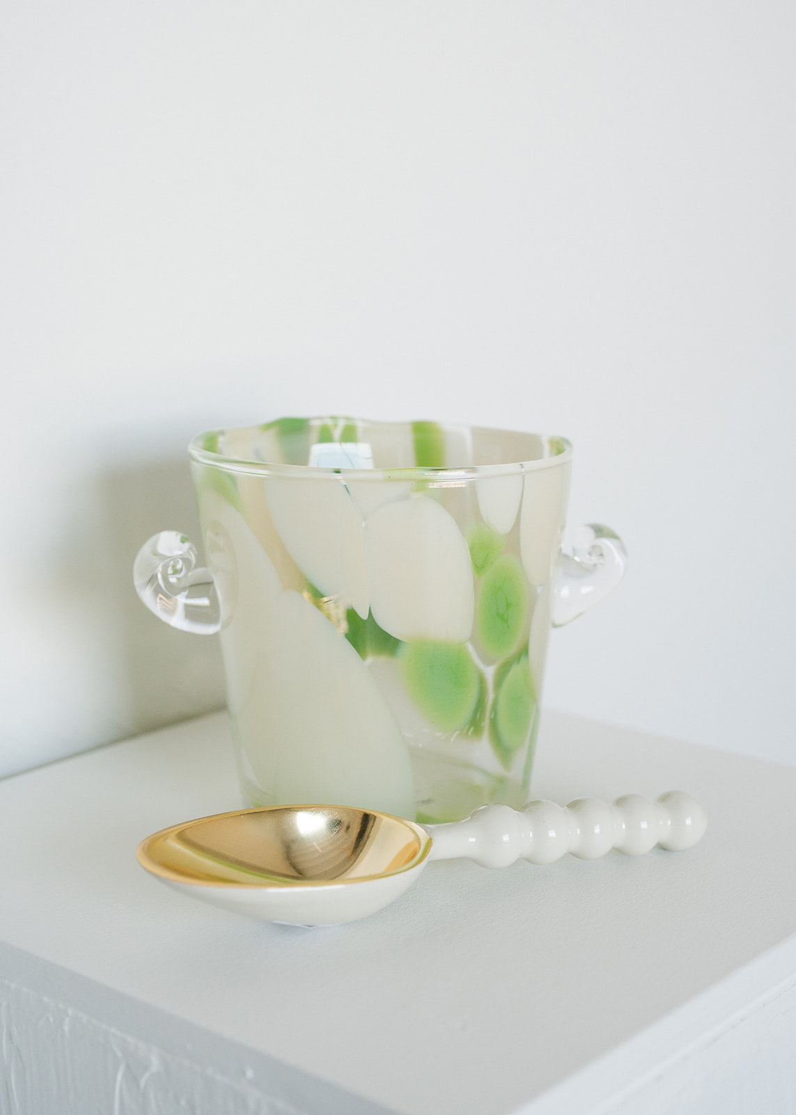 Gold/Mint Ball Handled Scoop