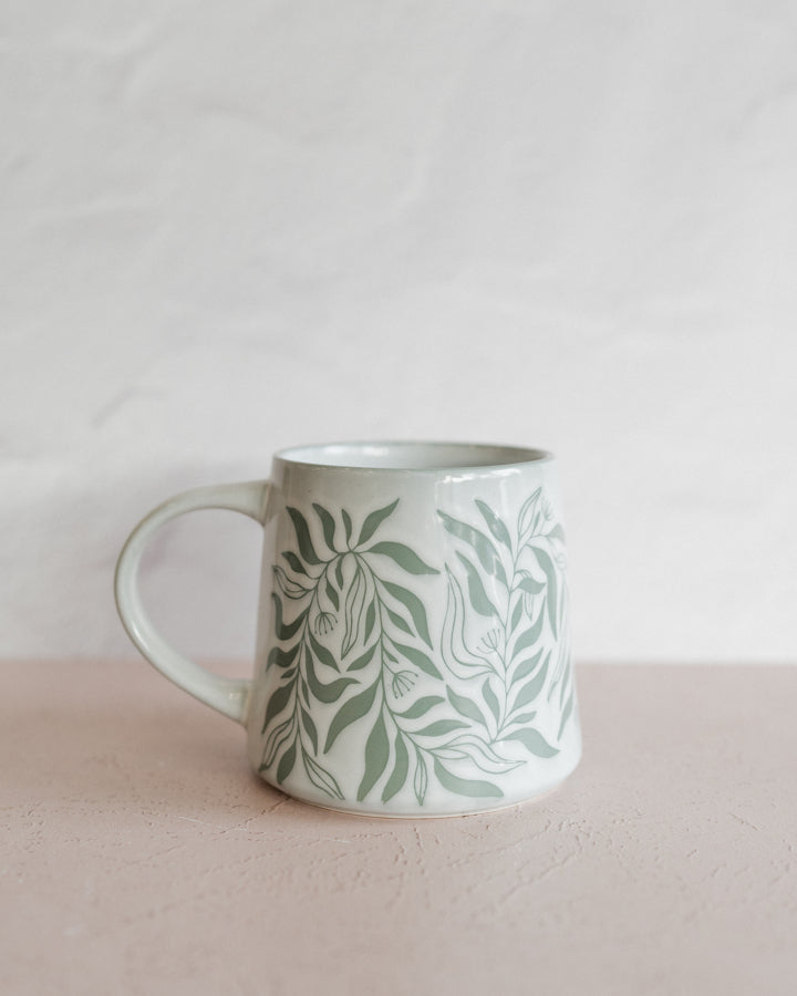 Berry Vine Willow Mug