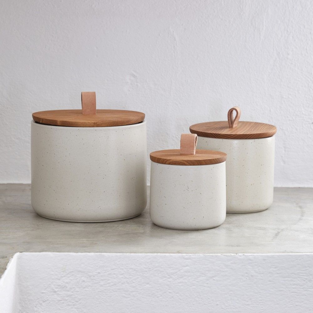 Canister w/ Oak Wood Lid