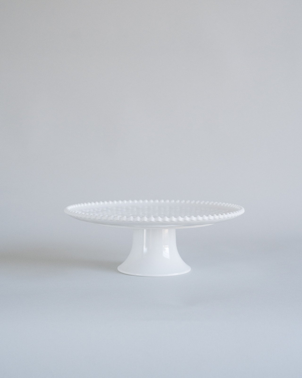 Beaded Pearl Cake Stand