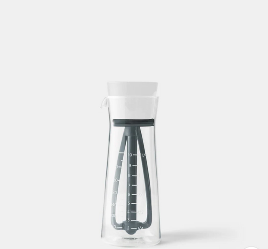 Salad Dressing Mixer